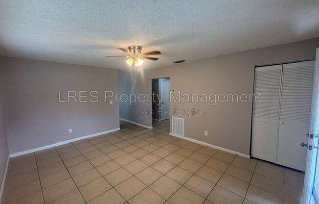3 beds, 1.5 baths, 1,100 sqft, $1,599