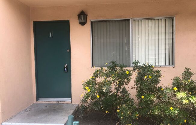 1 bed, 1 bath, $1,800, Unit 11