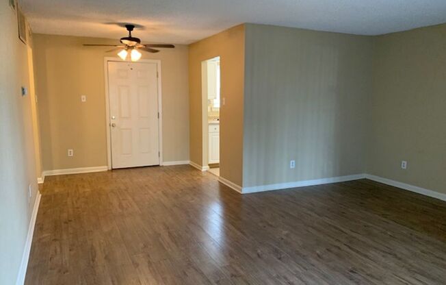 First Floor 2BD/2BA Condo on Memphis/Germantown Line!