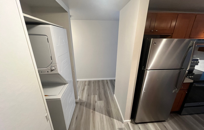 1 bed, 1 bath, 800 sqft, $1,745, Unit 2727 - 102