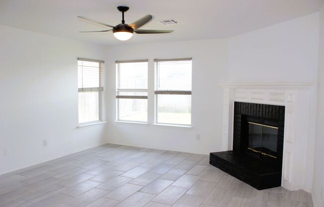 Newly Remodeled Kitchen!