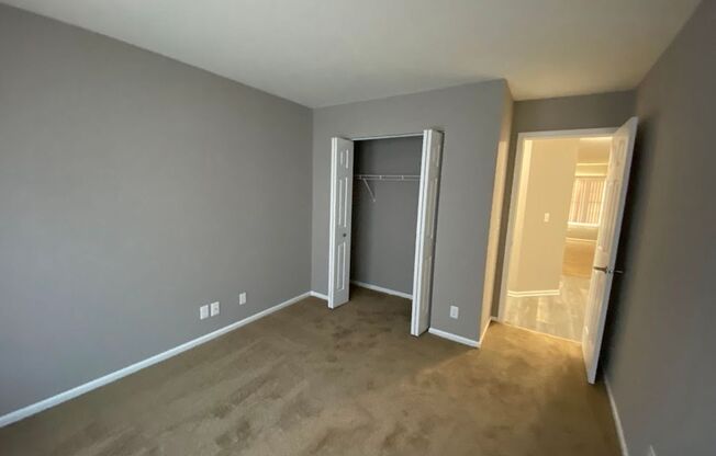 2 beds, 1 bath, 1,000 sqft, $1,595, Unit 1167-9
