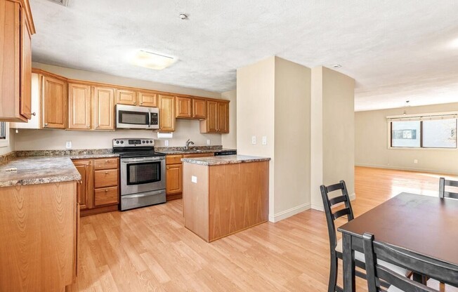 62 CRESTVIEW DR