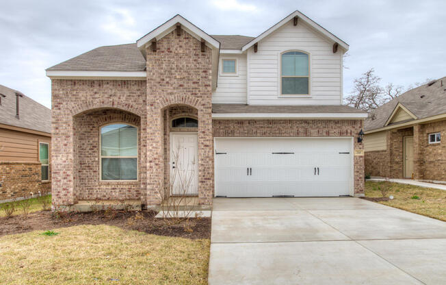 4 beds, 2.5 baths, $2,195