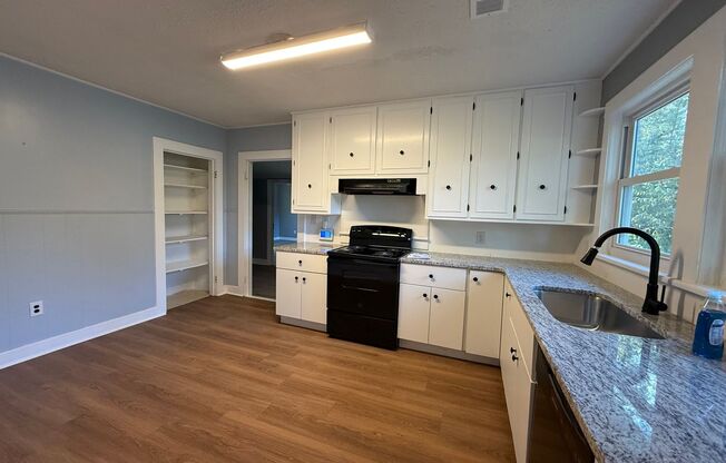 Charming Remodeled 3/2 in Rome, GA