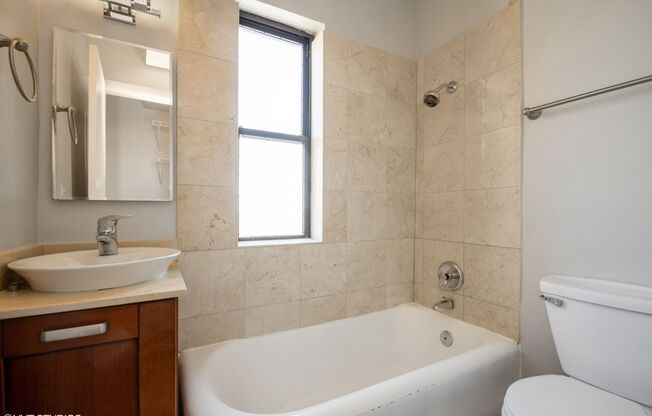 1 bed, 1 bath, $1,650, Unit 807
