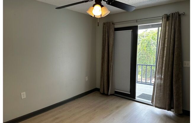 2 beds, 2 baths, $1,900