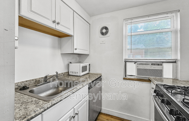 781 COOKE DR
