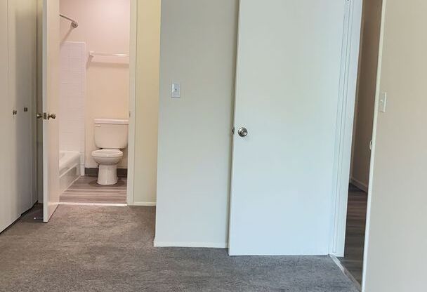 1 bed, 1 bath, 550 sqft, $1,095, Unit 219