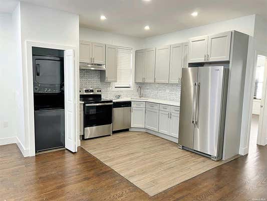 2 beds, 2 baths, 750 sqft, $3,100, Unit 2