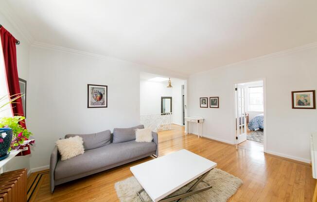 31 56 31 ST