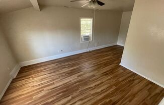 3 beds, 1 bath, $1,100