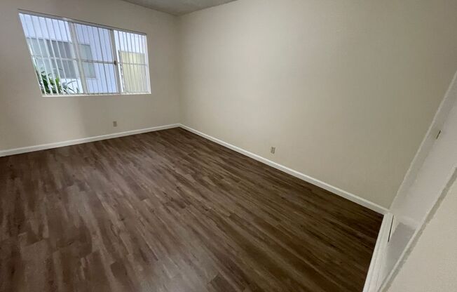 2 beds, 1 bath, 888 sqft, $2,190, Unit 114