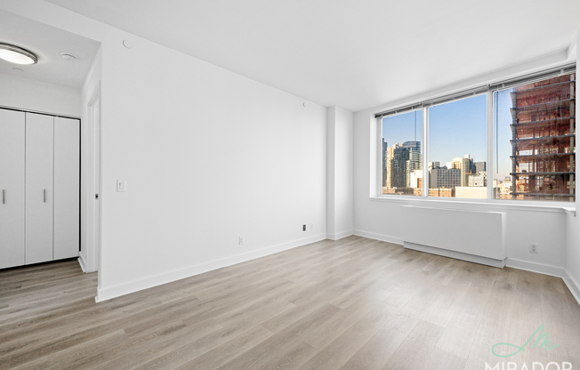 1 bed, 1 bath, $4,250, Unit 17D