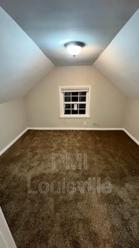 1522 CLARA AVE