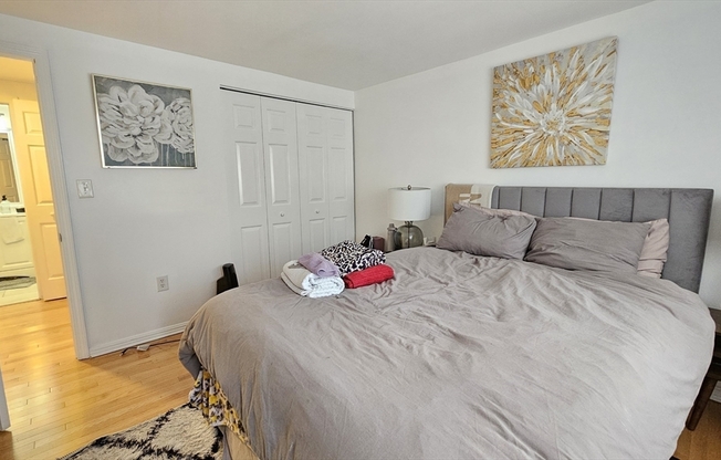 2 beds, 2 baths, 1,098 sqft, $3,100, Unit 416