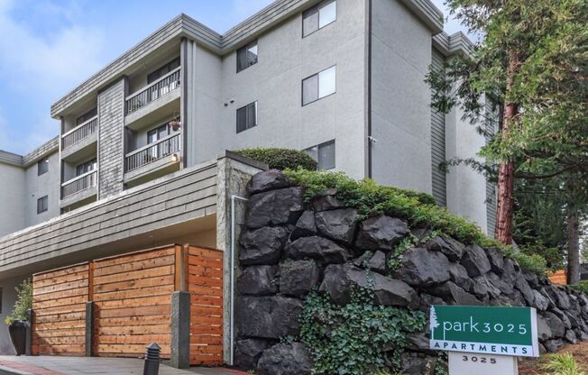 2 beds, 1 bath, 950 sqft, $2,195, Unit 107