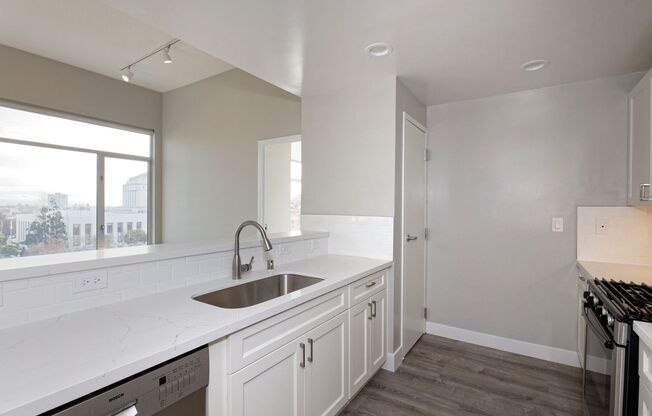 2 beds, 2 baths, 920 sqft, $3,040, Unit 203