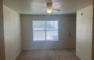 2 beds, 1.5 baths, 950 sqft, $845, Unit Unit B