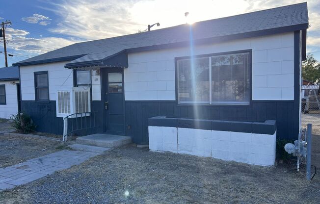 Cute 1 bedroom Fernley home with garage!