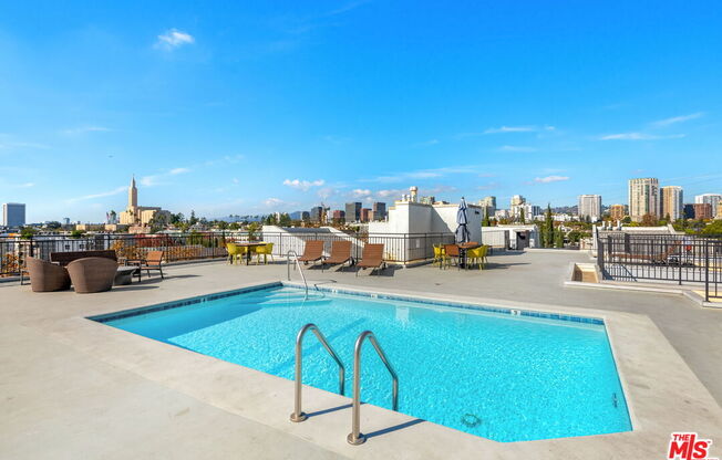 2 beds, 2.5 baths, 1,724 sqft, $5,500, Unit 306