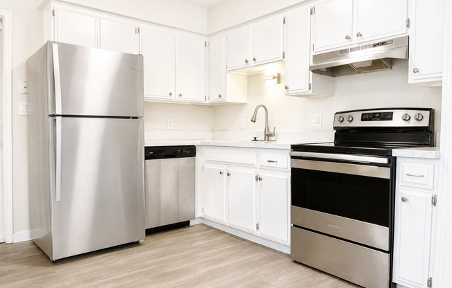 Stunning Modern Apartments in the Heart of Tempe!