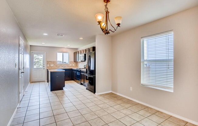 beautifully maintained 3-bedroom, 2-bathroom located in North Central San Antonio
