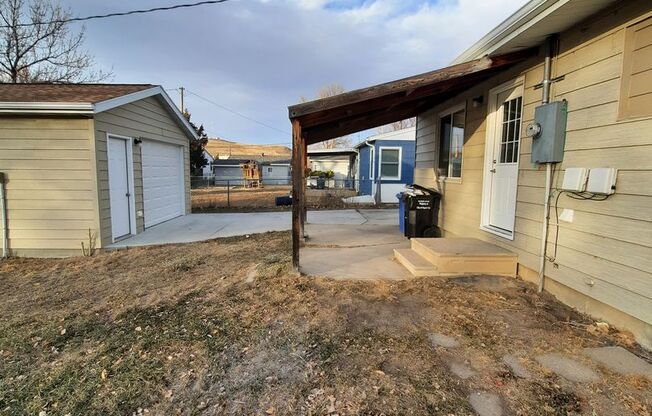 3 BEDROOM | 1 BATH | RANCH STYLE HOME | SOUTH
