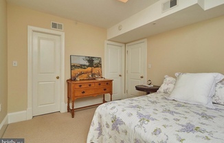 Columbia Heights, You're Home