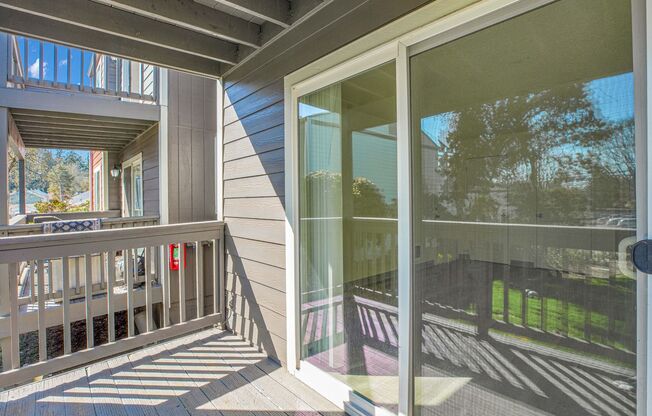 1 bed, 1 bath, 711 sqft, $1,135, Unit 332-25