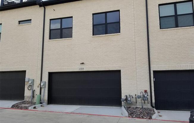 1719 DALHART RD
