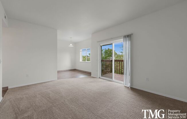 2 beds, 2 baths, 923 sqft, $1,625, Unit 223