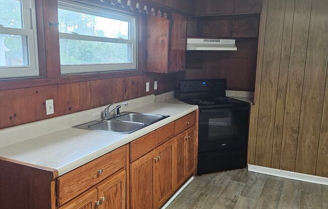 2 BR/ 1 BA Home