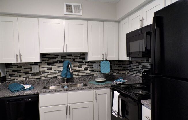 2 beds, 1 bath, 970 sqft, $1,192, Unit 126201