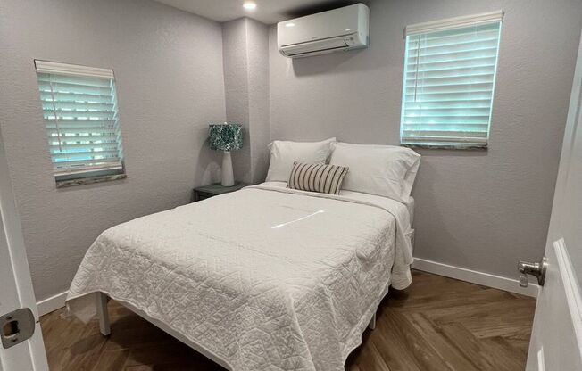 405 Dunedin Rentals LLC