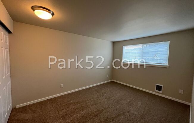 1 bed, 1 bath, $1,050, Unit 14406-02