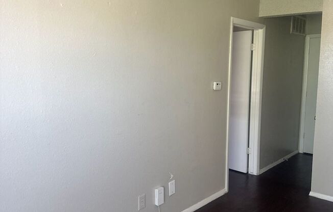 1 bed, 1 bath, 488 sqft, $1,150, Unit 8B