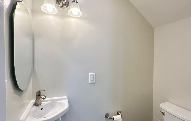 2 beds, 1.5 baths, $4,195, Unit #14