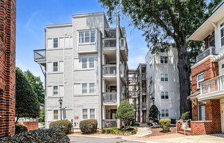 536 Oakland Ave #11