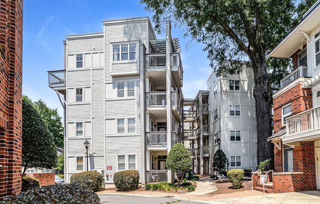 536 Oakland Ave #11