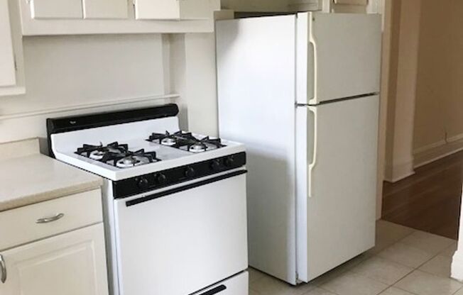2 beds, 2 baths, 1,050 sqft, $2,050, Unit 704