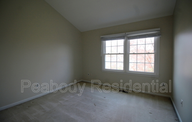 6423 LITTLE POTTERS LN