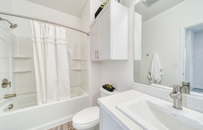 2 beds, 2 baths, 1,012 sqft, $1,805, Unit 316