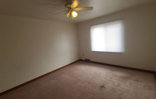 3 beds, 2 baths, 1 sqft, $1,495, Unit ABB - TH-144