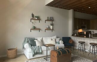 Vintage Condo in Noda - 3612 Artist's Way