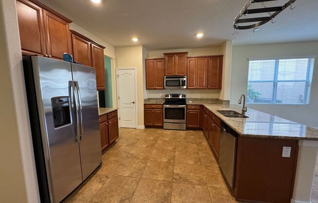 3 beds, 2.5 baths, $2,900