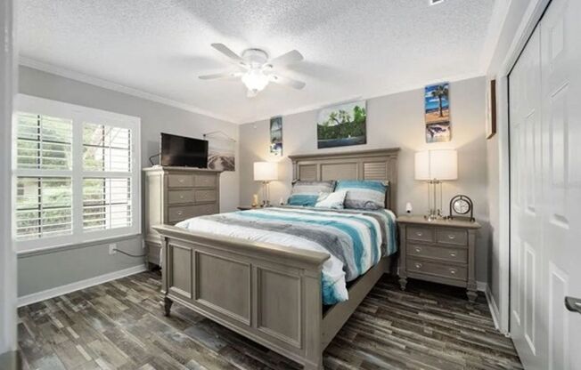CHARMING 3/2 VILLA IN VERY NICE NEIGHBORHOOD