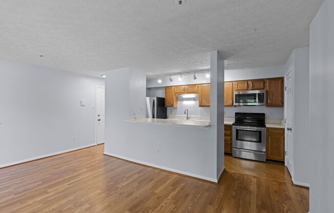Beautiful 2nd Floor Condo End Unit! Off of Route MD 100 & Close to MD Commuter Routes!