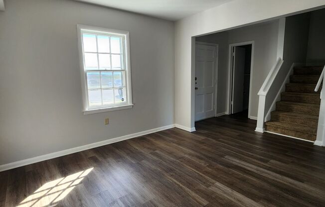 Spacious 1500 Sq Ft 3 Bedroom 1.5 Bath Townhome in North Roanoke County