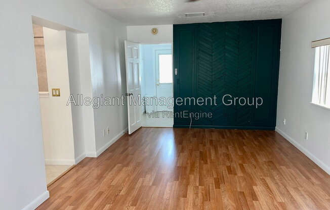 3 beds, 2 baths, 1,685 sqft, $2,299